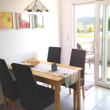 公寓 In Medenscheid Mit Garten Und Terrasse By Interhome